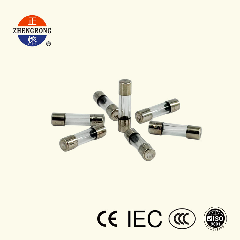 Sekering Tabung Kaca 5X20Mm Akting Cepat/Jeda Waktu 32mA-20A 250V 125V Tautan Sekring Kualitas Tinggi