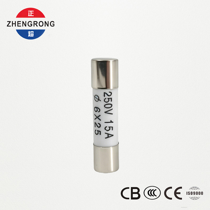 Sekering 6*25mm R057 15A Berkinerja Tinggi untuk Pembeli Massal