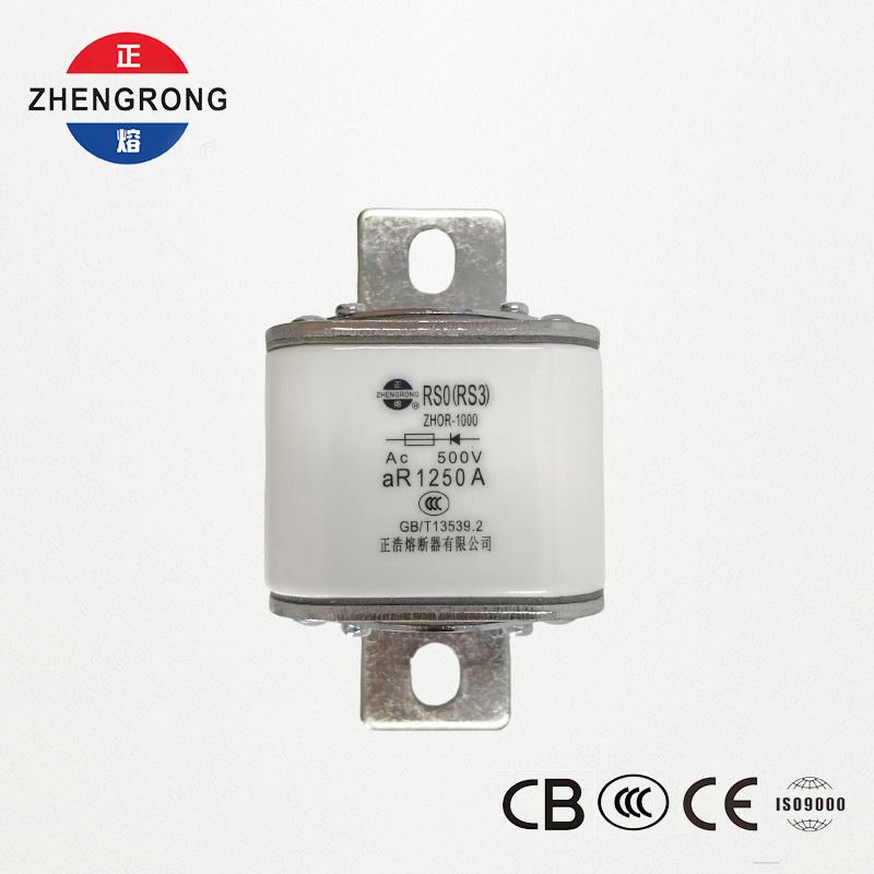 Sekering Aksi Cepat RS0 RS3 1250A 500V dan AR